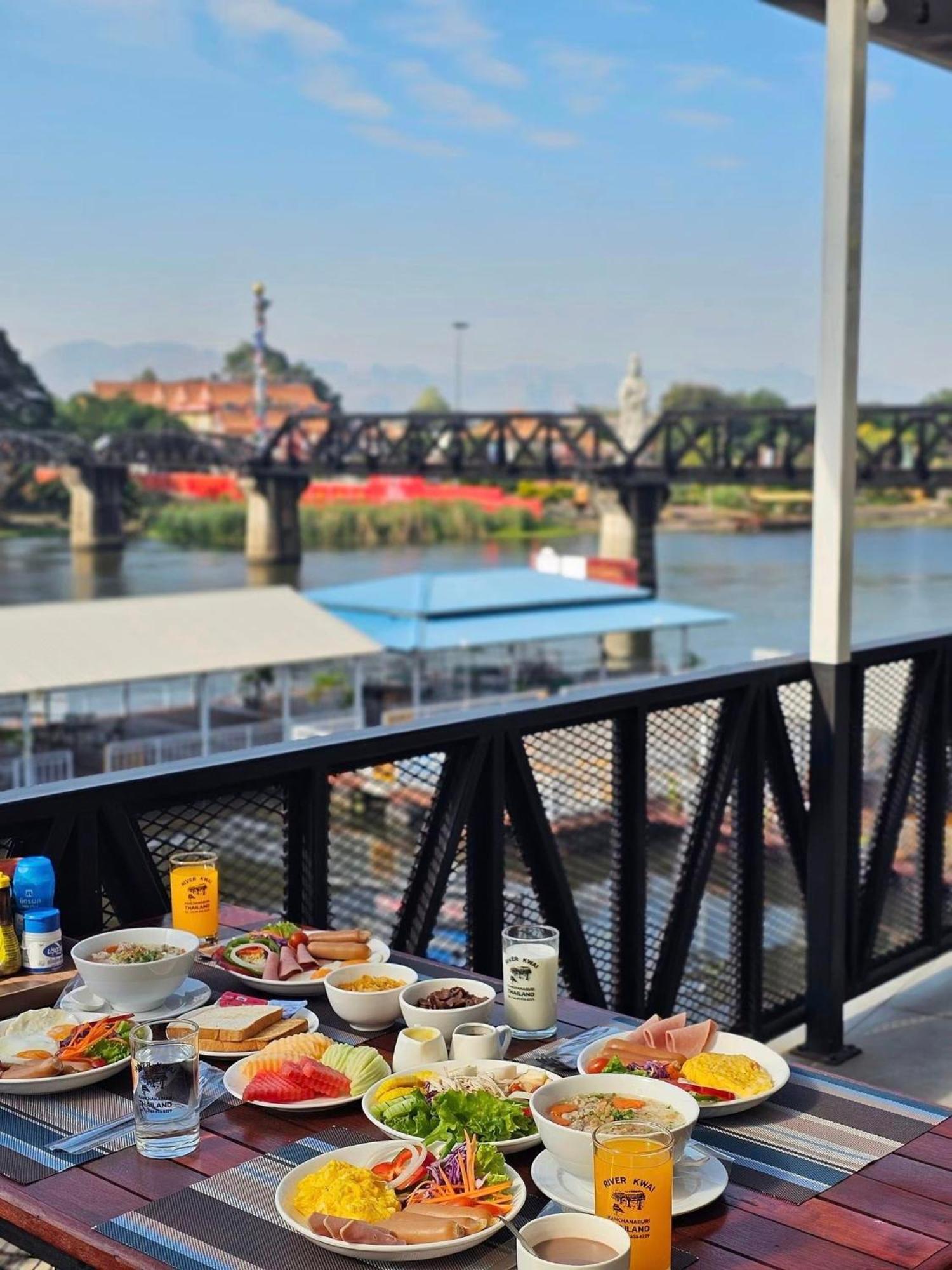 River Kwai View Hotel - Sha Extra Plus Certified Kanchanaburi Extérieur photo